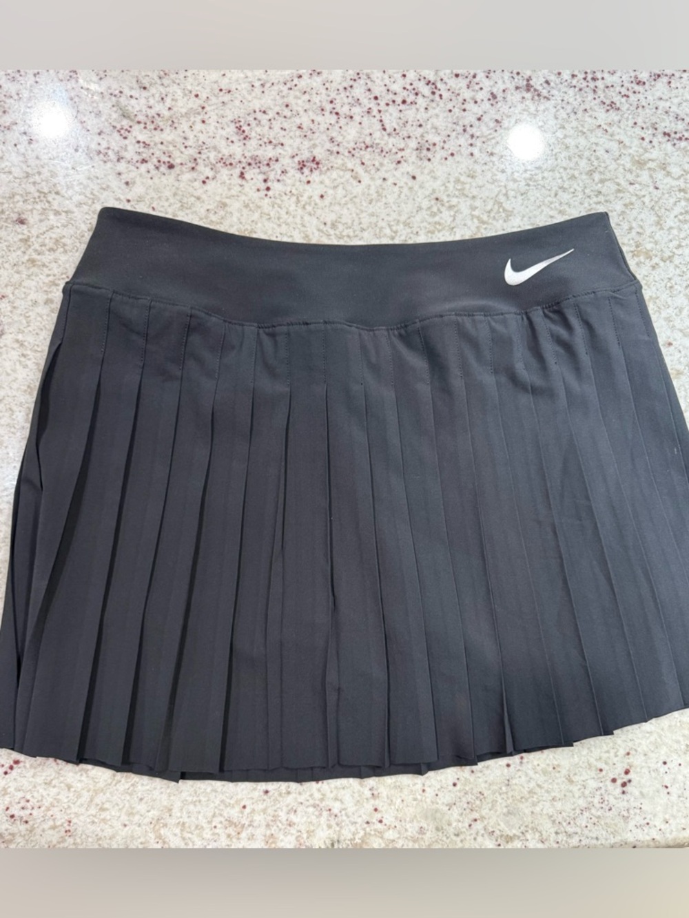 Nike Women's Victory Dri-FIT High-Waisted Pleated Tennis Skirt - Picture 3 of 6